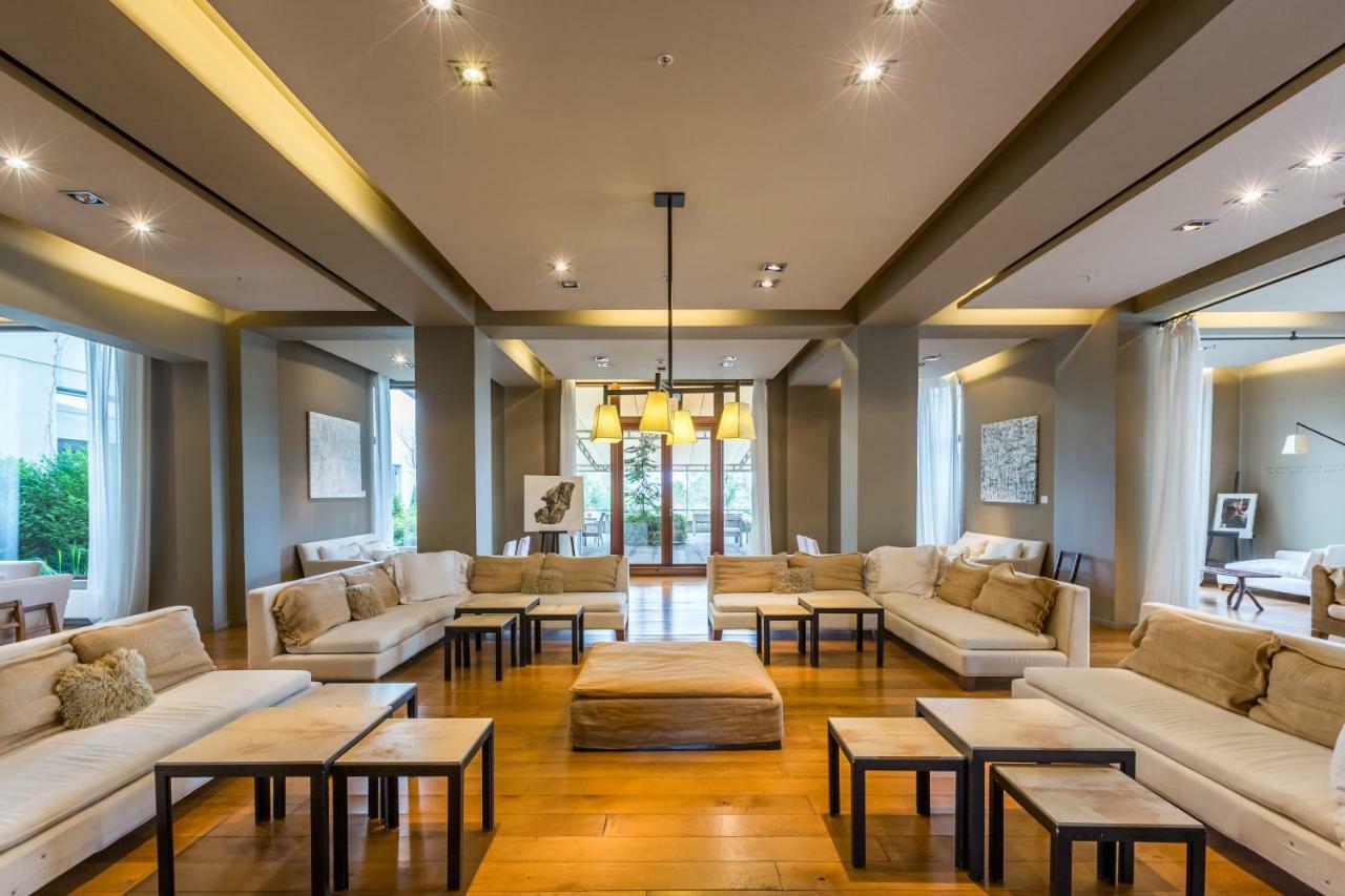 Enjoy Puerto Varas Exterior photo The lobby of the hotel